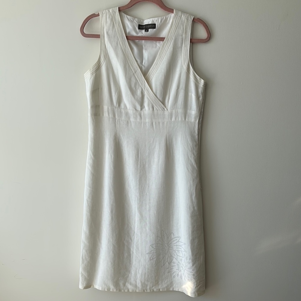 White Sheath V-Neck Midi Dress for Wedding Guests